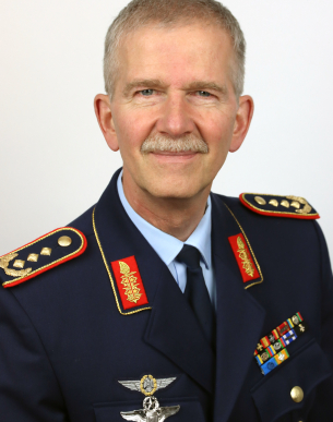Generalleutnant Martin Schelleis
