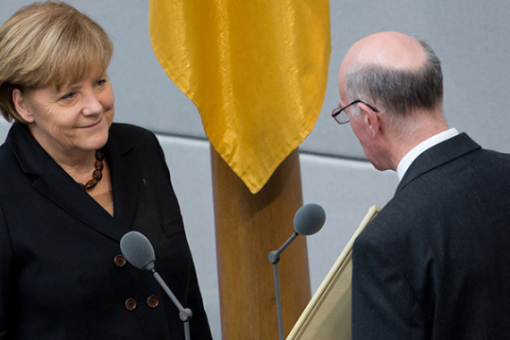 Vereidigung der Kanzlerin durch den Bundestagspräsidenten