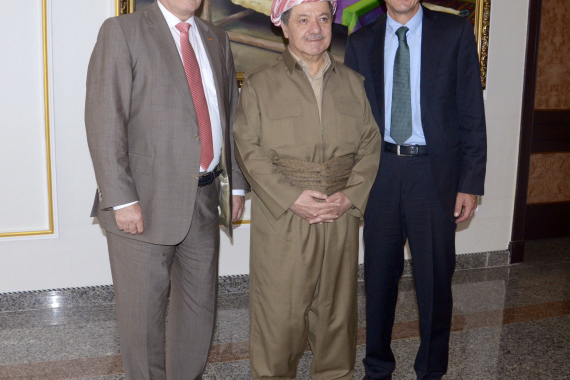 Volker Kauder mit dem Präsidenten der kurdischen Region im Nordirak, Masud Barzani, und Andreas Schockenhoff (v.l.n.r.)