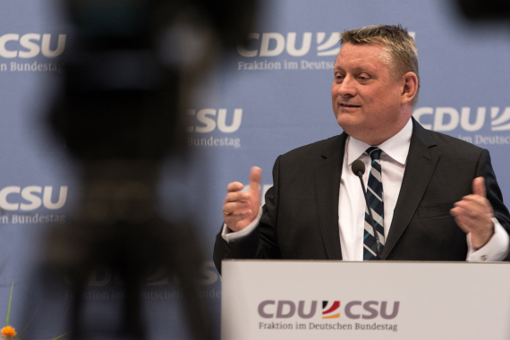 Gröhe MdB, Antibiotika, Resistenzen 