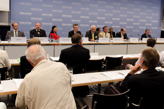 Hermann Gröhe MdB, Bundesminister der Gesundheit, Antibiotika