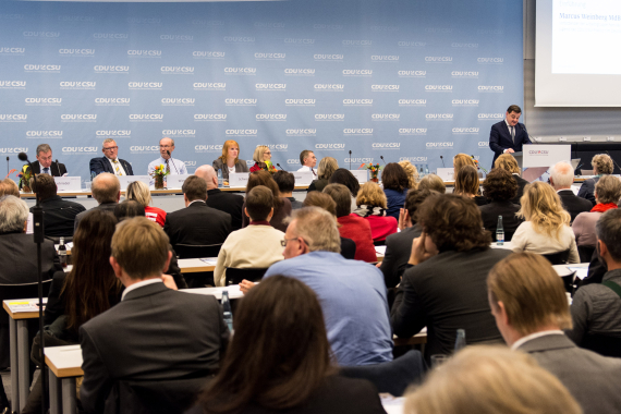 Kongress Kindeswohl auf dem Prüfstand