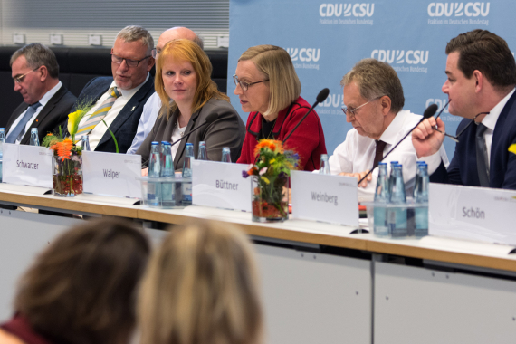 Kongress Kindeswohl auf dem Prüfstand