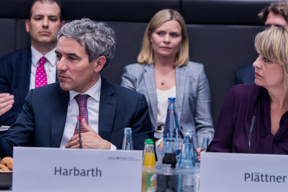 Tag der Inneren Sicherheit Dr. Stephan Harbarth MdB Stellvertretender Vorsitzender der CDU/CSU-Bundestagsfraktion und Anke Plättner freie Journalistin