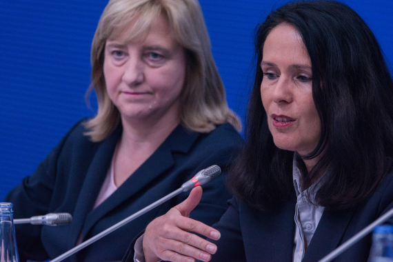 Tag der Inneren Sicherheit Elisabeth Winkelmeier-Becker MdB Rechtspolitische Sprecherin der CDU/CSU-Bundestagsfraktion und Eva Kühne-Hörman Hessische Ministerin der Justiz