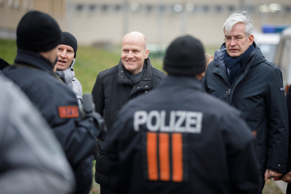Brinkhaus unterwegs: Besuch bei der Bundespolizei in Blumberg