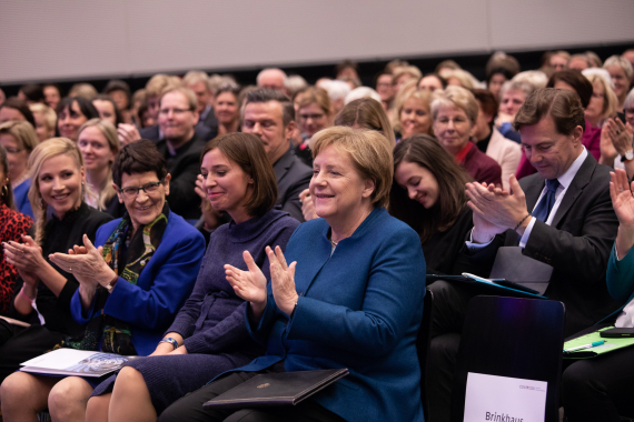 frauenwahl100