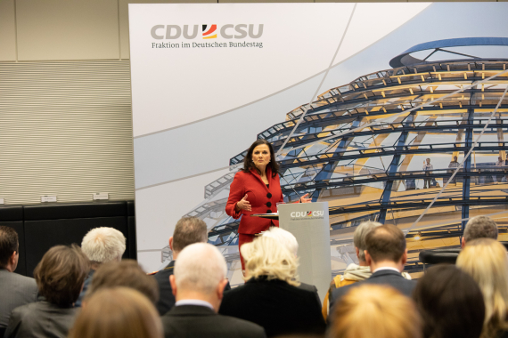 Gitta Connemann MdB | Stellvertretende Vorsitzende der CDU/CSU-Fraktion im Deutschen Bundestag