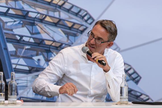 Dr. Till Reuter | Ehemaliger Vorstandsvorsitzender der Kuka AG
