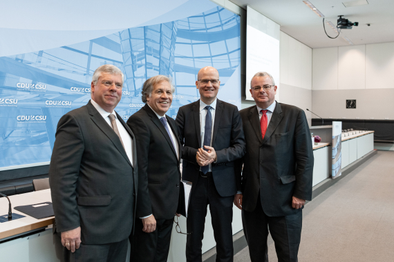 Jürgen Hardt, S.E. Luis Almagro Lemes, Ralph Brinkhaus MdB und Dr. Andreas Nick MdB (v.l.n.r.)