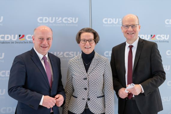 Kai Wegner MdB, Ina Scharrenbach und Ralph Brinkhaus MdB