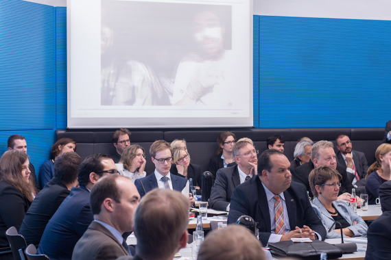 Besucher des Fachgespräches im Turmzimmer