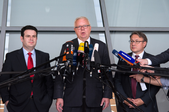 Pressestatement zur EEG-Novelle von Michael Fuchs (Mitte), Georg Nüßlein (rechts) und Hubertus Heil