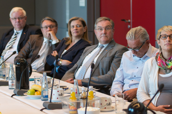 Michael Fuchs, Georg Nüßlein, Sabine Weiss, Franz Josef Jung, Thomas Strobl und Nadine Schön (v.l.n.r.)