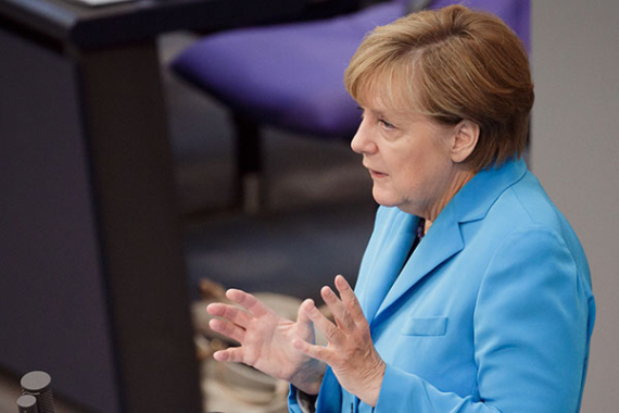 Bundeskanzlerin Angela Merkel spricht im Bundestag