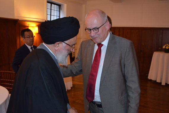 Treffen zwischen Volker Kauder und dem iranischen Ayatollah Seyed Mostafa Mahaghegh Damad