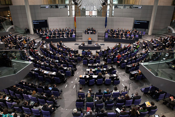 Angela Merkel gibt Regierungserklärung ab