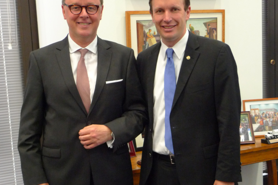 Michael Grosse-Brömer im Gespräch mit Senator Chris Murphy