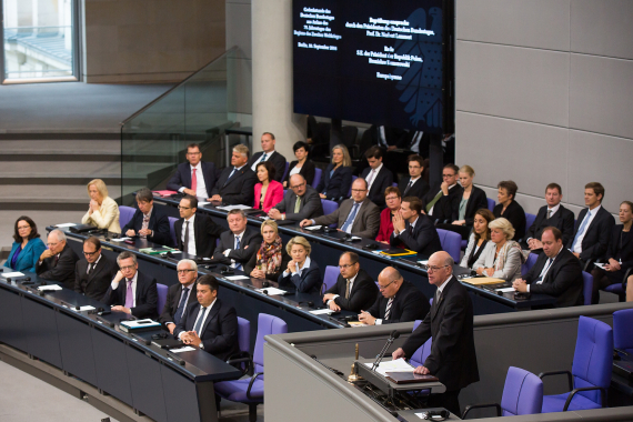 Bundestagspräsident Norbert Lammert spricht anlässlich der Gedenkstunde "75 Jahre Beginn des 2. Weltkriegs"