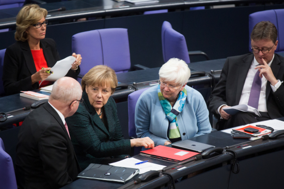 Volker Kauder, Angela Merkel, Gerda Hasselfeldt und Michael Grosse-Brömer, dahinter Dagmar G. Wöhrl