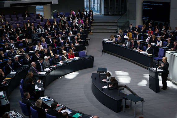 Plenarsaal während der Regierungserklärung von Angela Merkel