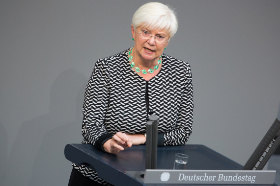 CSU-Landesgruppenchefin Gerda Hasselfeldt zum Bundeshaushalt 2015