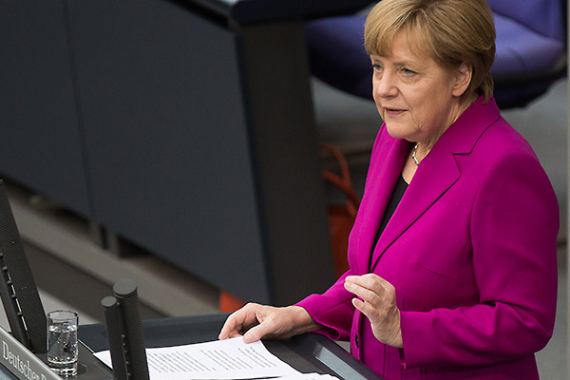 Bundeskanzlerin Angela Merkel während ihrer Regierungserklärung zum anstehenden G7-Gipfel