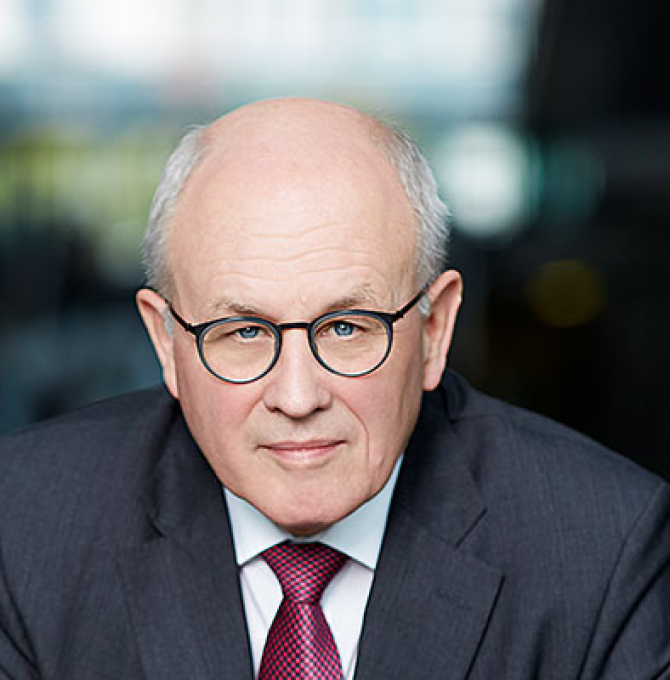 Volker Kauder Fraktionsvorsitzender der CDU/CSU-Fraktion im Deutschen Bundestag