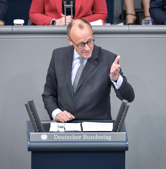 Friedrich Merz im Plenum