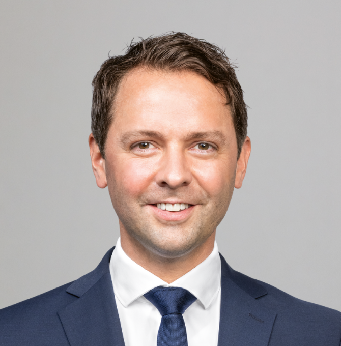 Dr. Andreas Lenz