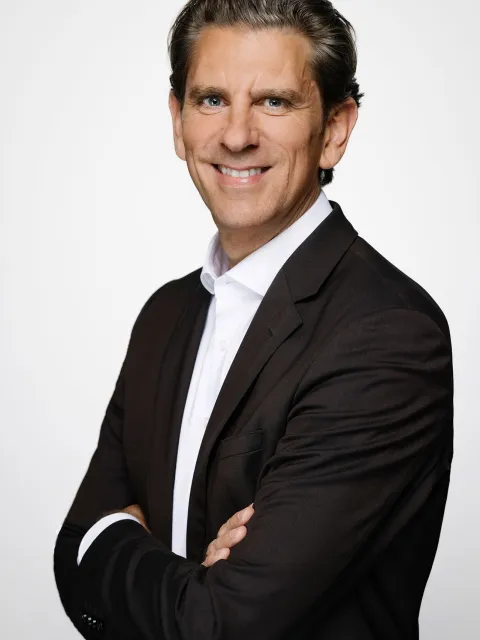 Dr. Marlon Bröhr