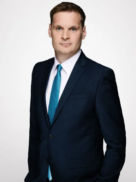 Dr. Yannick Bury